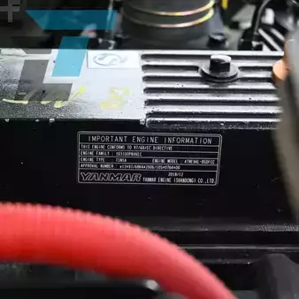 Dieselový VZV 2019  Doosan D30GP (16)