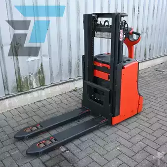 Ruční vysokozdvižný vozík 2018  Linde D08 Elektrische stapelaar (2)