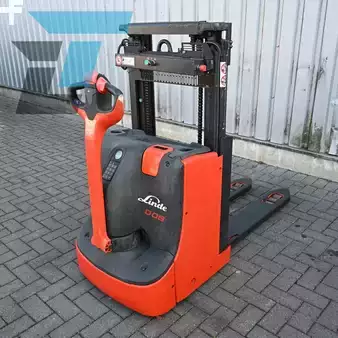 Ruční vysokozdvižný vozík 2018  Linde D08 Elektrische stapelaar (8)