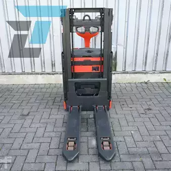 Ruční vysokozdvižný vozík 2018  Linde D08 Elektrische stapelaar (9)