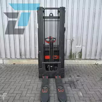 Ledstaplare 2020  Linde L14 Elektrische stapelaar (16)