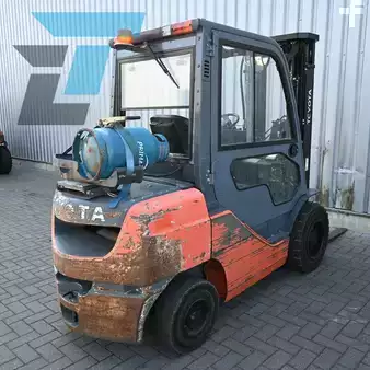 Carrelli elevatori GPL 2012  Toyota 02-8FGF30 LPG Heftruck (9)