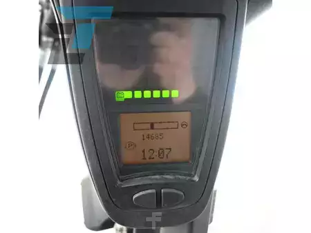 Elektromos 4 kerekű 2014  Linde E25-01 Elektrische Heftruck (15)