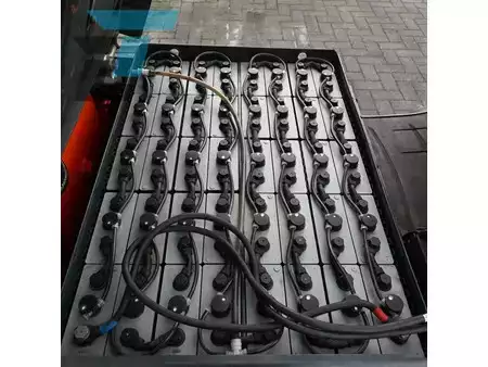 Elektromos 4 kerekű 2014  Linde E25-01 Elektrische Heftruck (16)