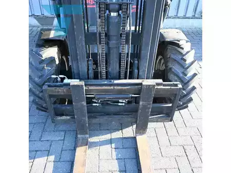 Chariots élévateurs diesel 2007  Agrimac-Agria TH-15.16HSTA Diesel 4x4 Heftruck (13)