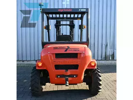 Chariots élévateurs diesel 2007  Agrimac-Agria TH-15.16HSTA Diesel 4x4 Heftruck (7)
