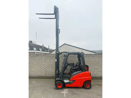 LPG Forklifts 2015  Linde H20T (3)