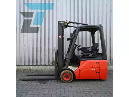 Elektro tříkolové VZV 2011  Linde E15-01 Elektrische heftruck (1)