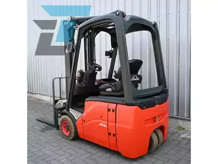 Elektro tříkolové VZV 2011  Linde E15-01 Elektrische heftruck (3)