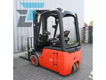 Elektro tříkolové VZV 2011  Linde E15-01 Elektrische heftruck (8)