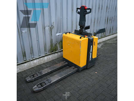 Elektromos emelőkocsik - Jungheinrich Elektrische palletwagen (2)