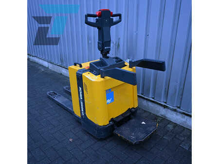 Niederhubwagen - Jungheinrich Elektrische palletwagen (3)