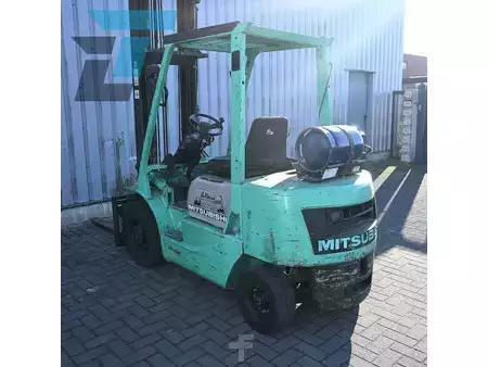 Gas truck 1994  Mitsubishi FG25 LPG Heftruck (7)