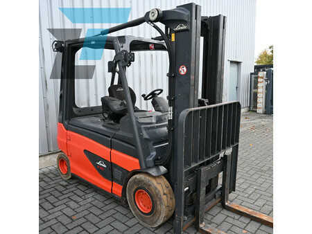 Elektro čtyřkolový VZV 2014  Linde E30L-01 (11)