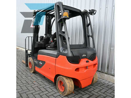 Elektro čtyřkolový VZV 2014 Linde E30L-01 (3)