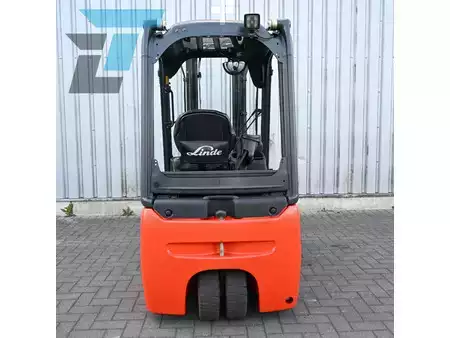 Elektryczne 3-kołowe 2018  Linde E18-02 Elektrische heftruck (7)