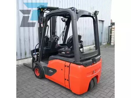 Elektryczne 3-kołowe 2018  Linde E18-02 Elektrische heftruck (8)