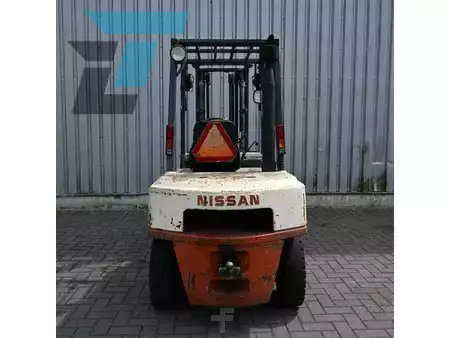 Diesel heftrucks - Nissan FGJ02A30U Diesel heftruck (6)