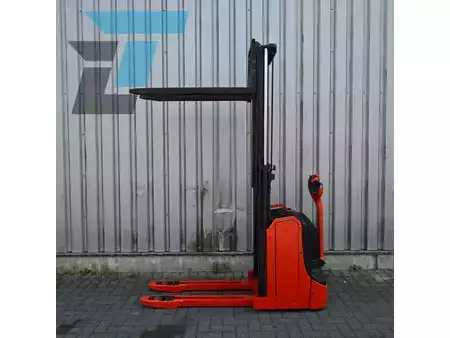 Pinontavaunu - Linde D08 Elektrische stapelaar (5)