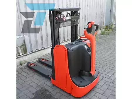 Pinontavaunu - Linde D08 Elektrische stapelaar (8)