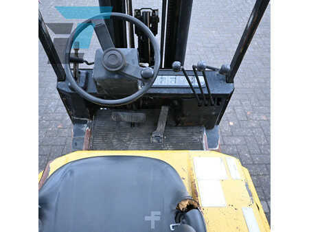 Diesel gaffeltruck 1991  Yale GDP20AEE2160 Diesel heftruck (13)