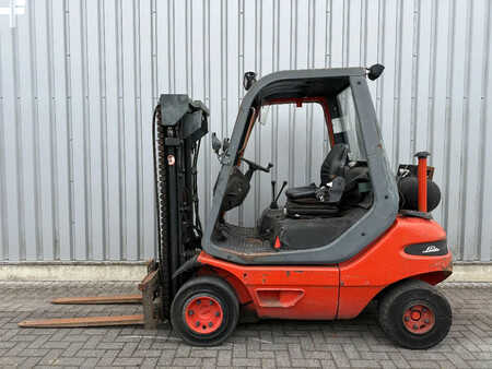 LPG heftrucks 1994  Linde H25T LPG Heftruck (1)