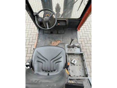 LPG heftrucks 1994  Linde H25T LPG Heftruck (13)