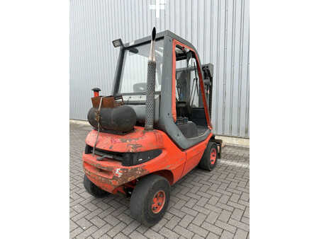 LPG heftrucks 1994  Linde H25T LPG Heftruck (8)