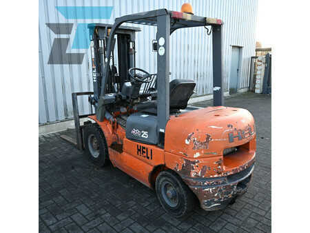 Diesel truck - Heli CPCD25 Diesel heftruck (8)
