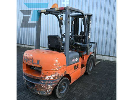 Diesel truck - Heli CPCD25 Diesel heftruck (9)