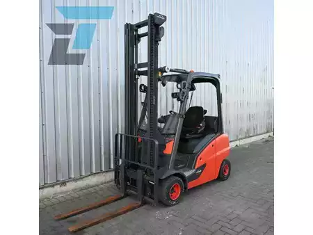 LPG Forklifts 2017  Linde H20T-01 Linde H20T-01 LPG Heftruck (2)