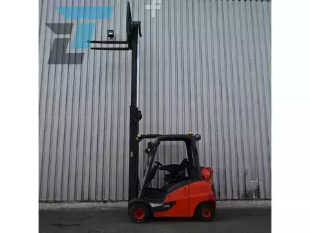 LPG Forklifts 2017  Linde H20T-01 Linde H20T-01 LPG Heftruck (4)