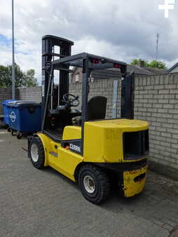 Diesel Forklifts 1996  Clark CDP30 (3)