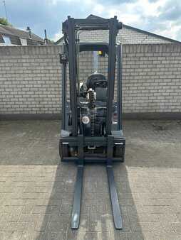 3 Wheels Electric 2015  Linde e14 (13)