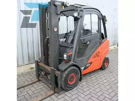 LPG VZV 2014  Linde H30T-02 Linde H30T-02 LPG Heftruck (2)