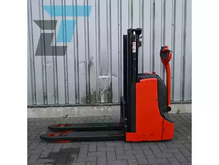 Ruční vysokozdvižný vozík 2019  Linde D06 Elektrische stapelaar (1)