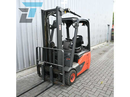 Elektro čtyřkolový VZV 2017  Linde E14-02 Elektrische heftruck (2)