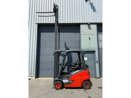 LPG VZV 2020  Linde H16T-01 LPG Heftruck (5)