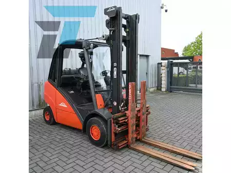 Wózki gazowe 2007  Linde H30T LPG Heftruck (10)