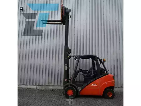 Wózki gazowe 2007  Linde H30T LPG Heftruck (4)