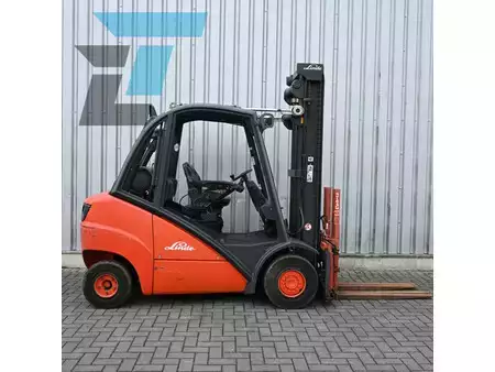 Wózki gazowe 2007  Linde H30T LPG Heftruck (5)