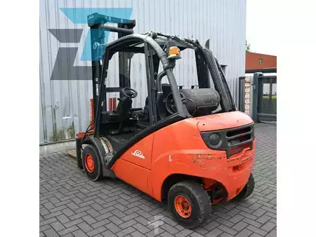 Wózki gazowe 2007  Linde H30T LPG Heftruck (7)