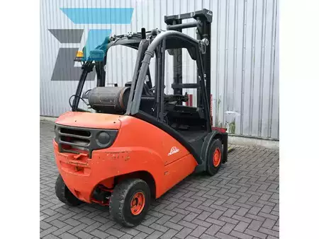 Wózki gazowe 2007  Linde H30T LPG Heftruck (8)