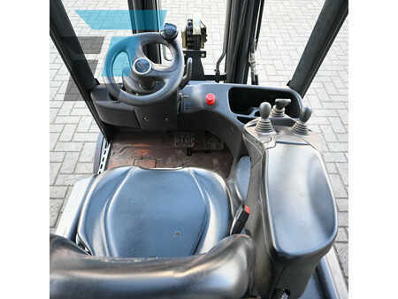 Diesel heftrucks 2016  Linde E20L-02 Elektrische heftruck (13)