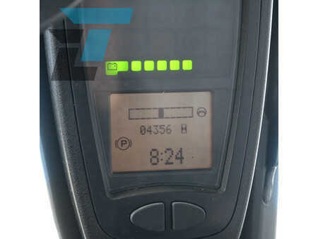 Diesel heftrucks 2016  Linde E20L-02 Elektrische heftruck (15)