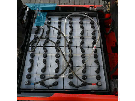 Diesel heftrucks 2016  Linde E20L-02 Elektrische heftruck (16)