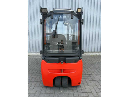 Elektro 4 Rad 2017  Linde E18-02 Elektrische Heftruck (5)