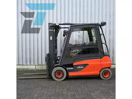 3-wiel elektrische heftrucks 2018  Linde E30L-01 Elektrische Heftruck (1)