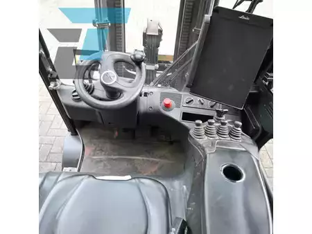 3-wiel elektrische heftrucks 2018  Linde E30L-01 Elektrische Heftruck (14)