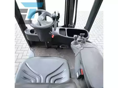 Carrelli elevatori GPL 2019  Linde H16T-01 LPG Heftruck (15)